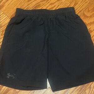 Boys Under Armour Black Athletic Training Shorts